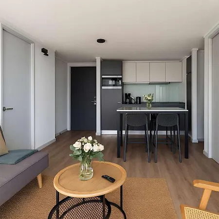 Contemporary 2Br In Prime Providencia Apartment